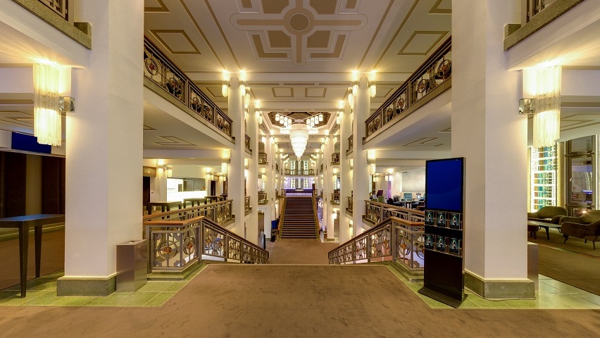 FriedrichstadtPalast