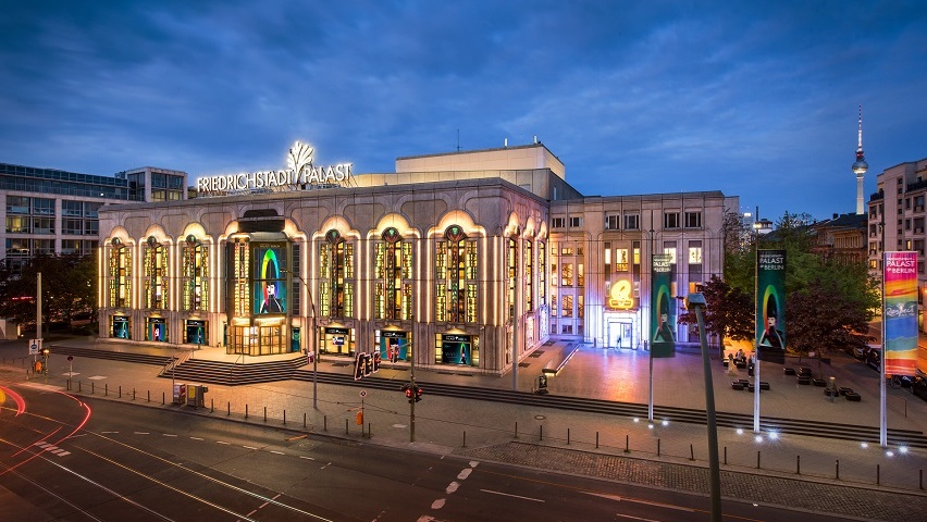 Friedrichstadt-Palast Hausbild VIVID Grand Show image