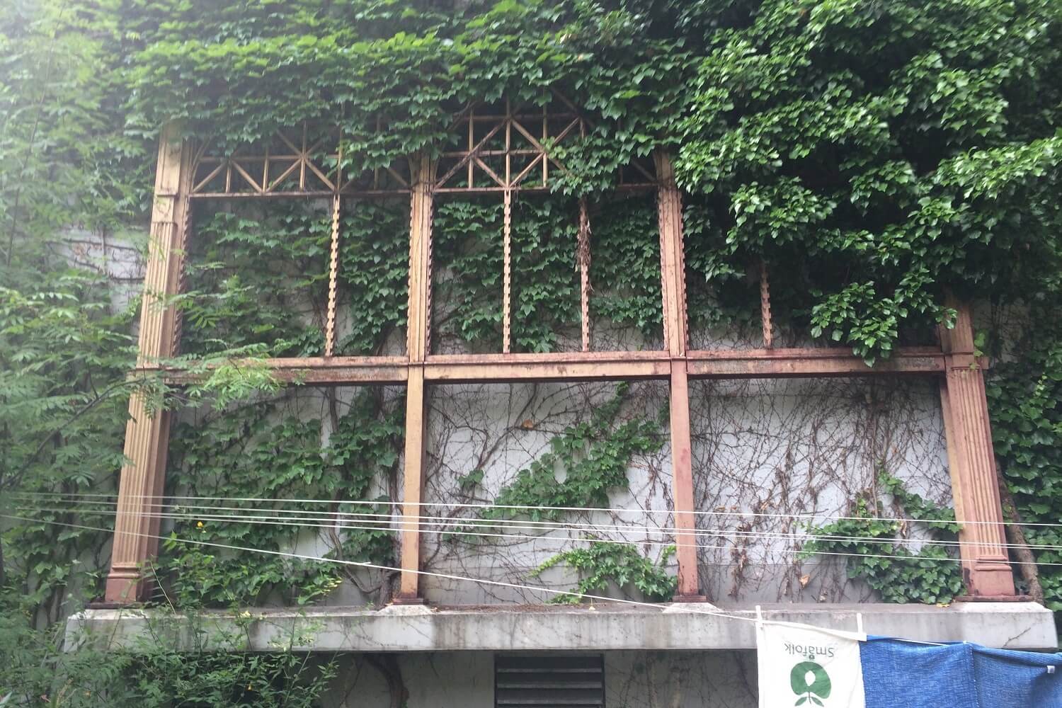 Artefakt Fund in Kreuzberger Hinterhof