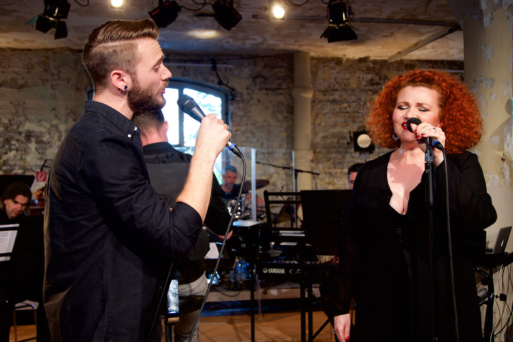 THE_ONE_Teaser_Session_Roman_Lob_Brigitte_Oelke_Foto_Sascha_Radka_Eventpress Musikvideo zu THE ONE Grand Show