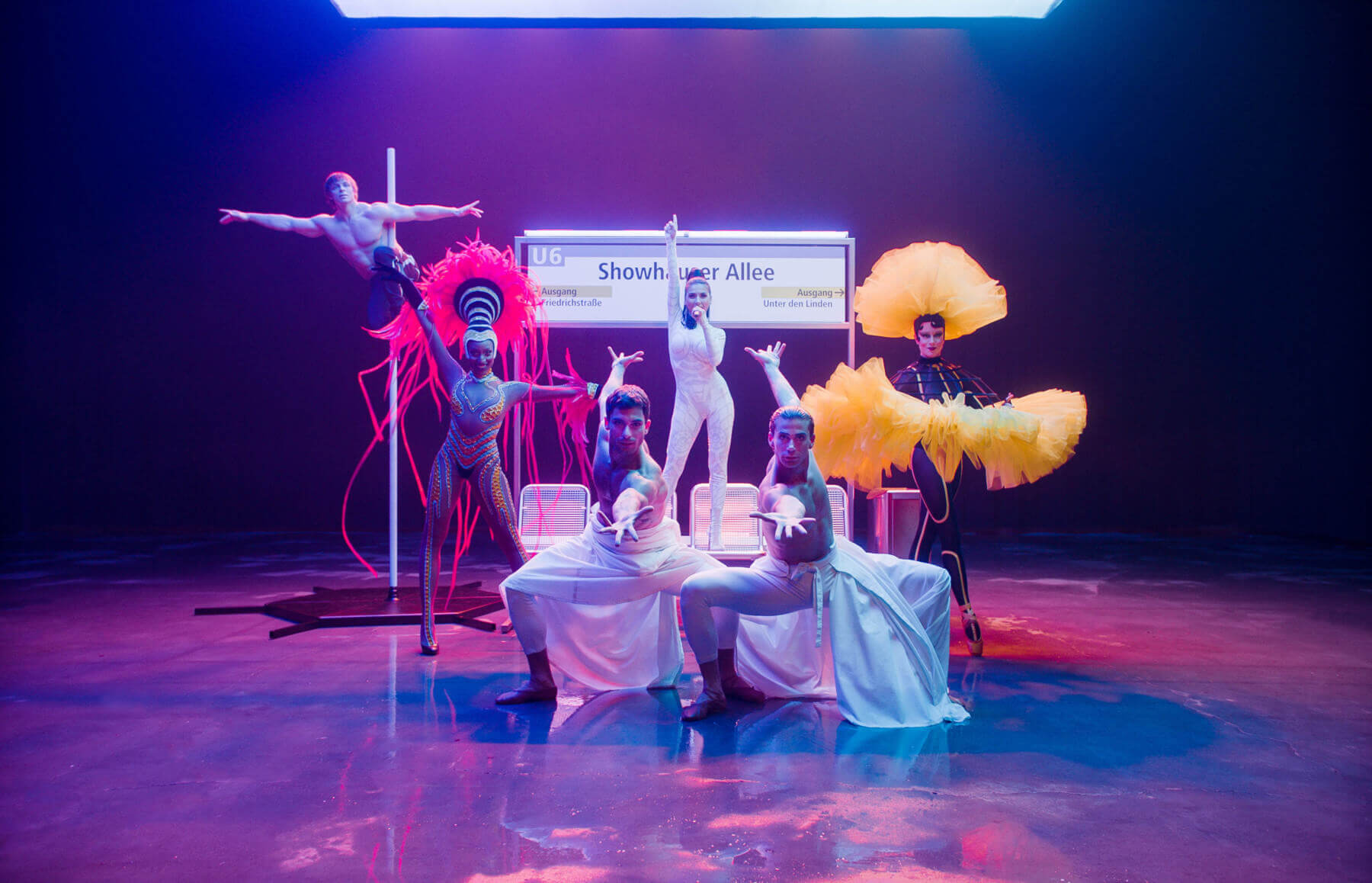 BVG_LichtImSchacht_ShowhauserAllee_01 Licht im Schacht