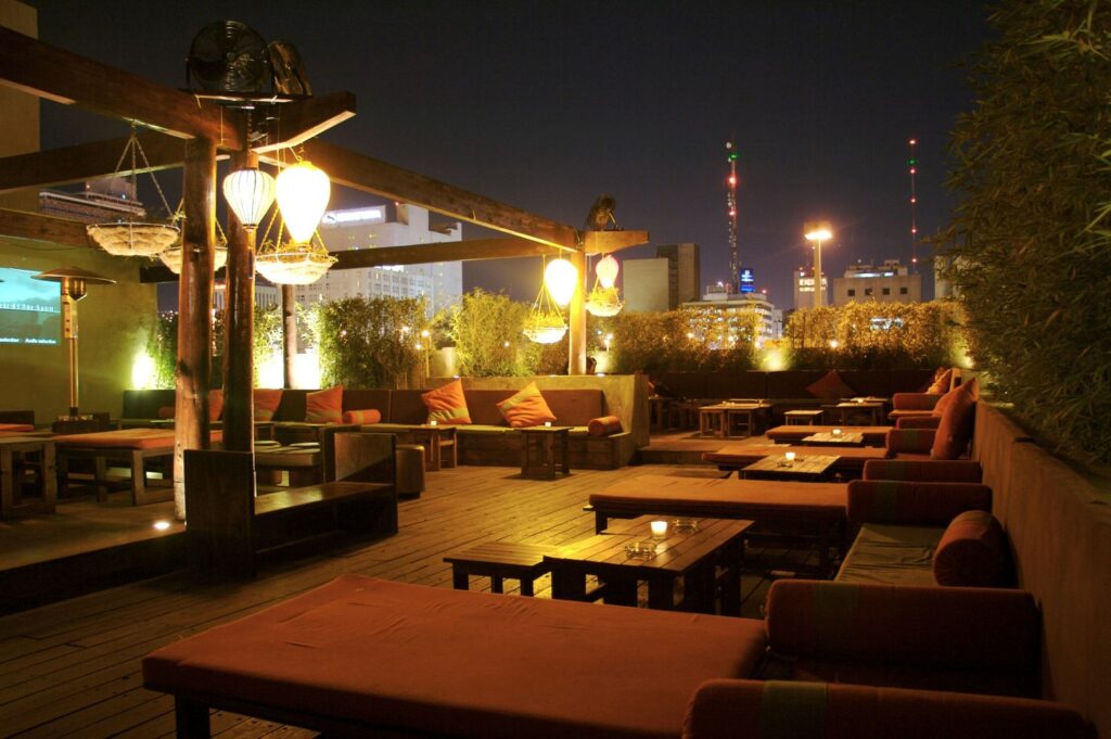 Rooftop-Bar