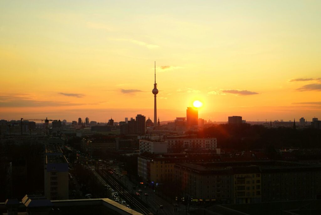 Sonnenuntergang mit Fernsehturm