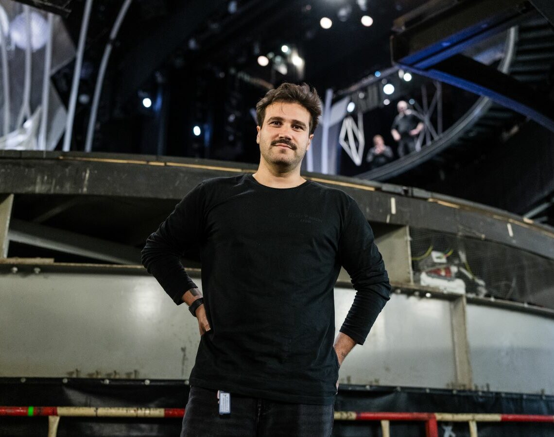 #MeinPalast: Alexandru, Elektrotechnik