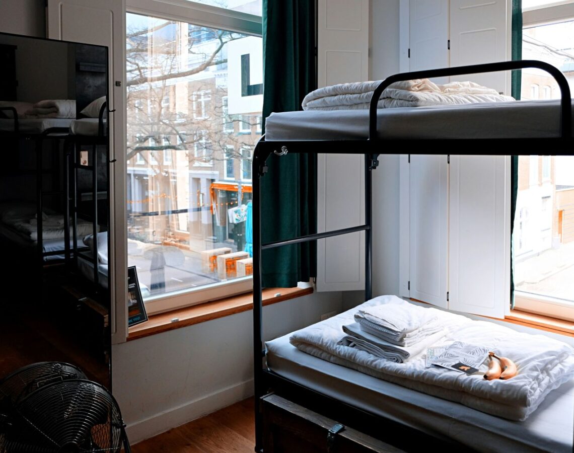 Ausschnitt eines Hostel Mehrbettzimmers